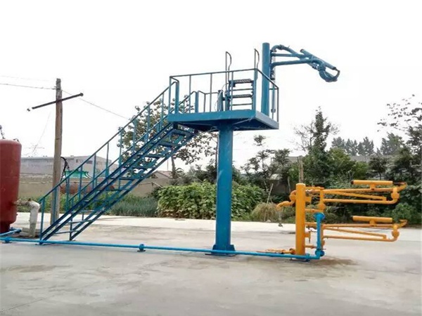 鶴管平臺（棧橋） 